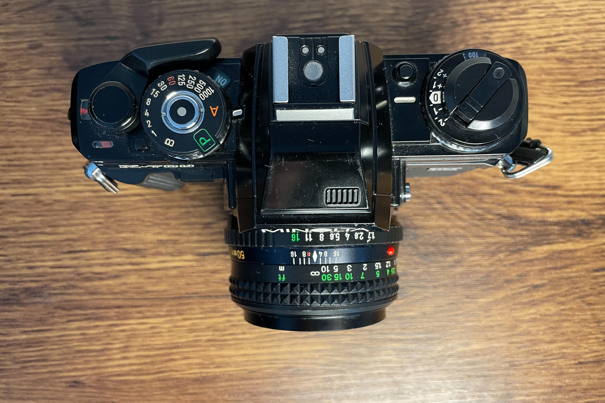 売れ筋がひクリスマスプレゼント！ X-700 MINOLTA ミノルタ New F1.7 50mm MD フィルムカメラ