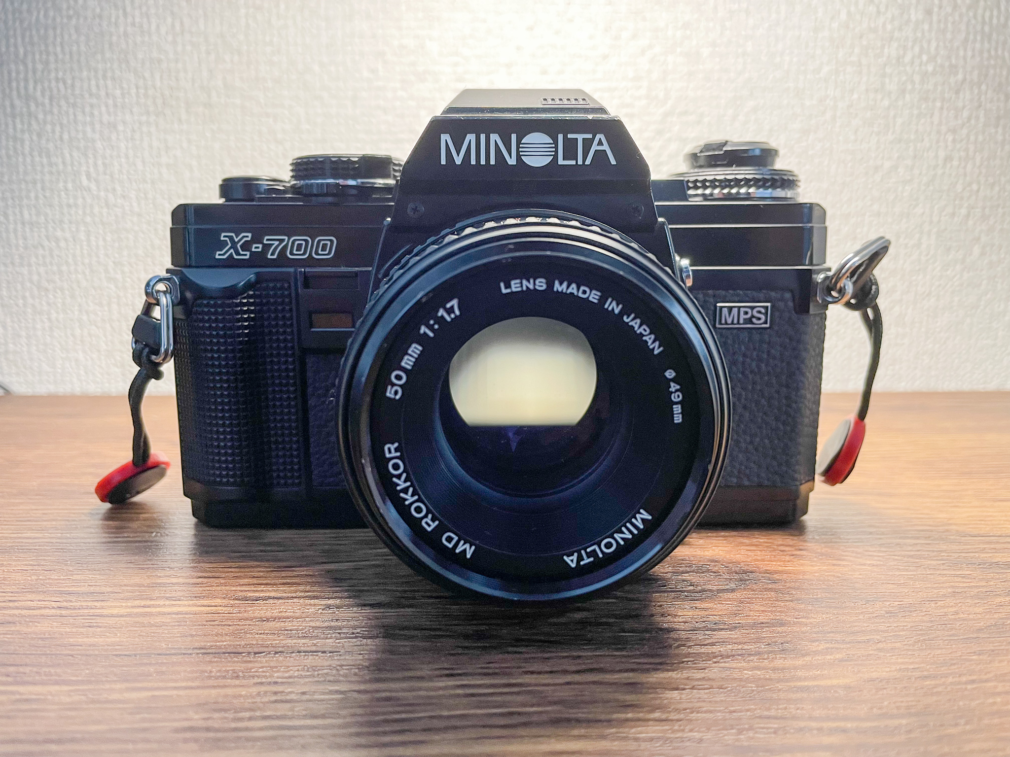 ウクライナ緊迫で 実写済　MINOLTA　X-700 　新品フィルム電池付 フィルムカメラ